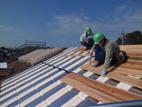 屋根断熱材シャルーフ厚み60ミリ
フクビエアサイクルの家材料使用　
